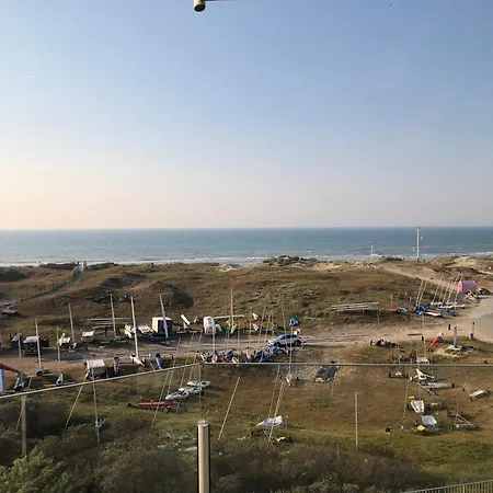 Whispering Waves * La Panne