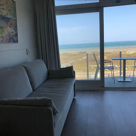 Whispering Waves Appartement *