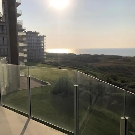 Whispering Waves Appartement *